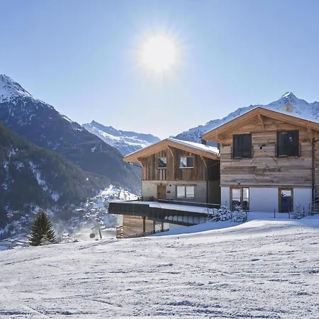 1 Direkt An Der Skipiste In *